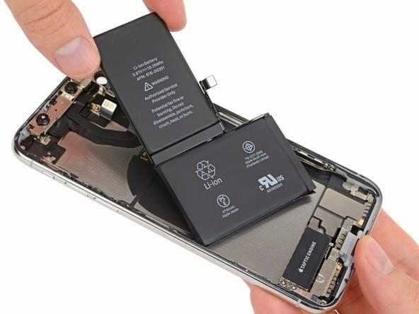The Ultimate Guide to iPhone Battery Replacement: Exploring the Benefits of Third-Party Batteries and Optimal Replacement Timing